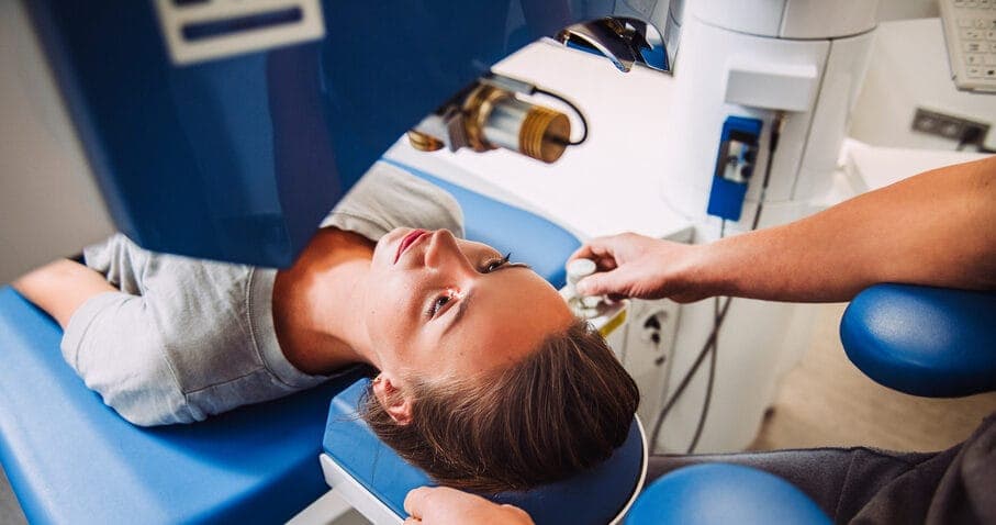 Uus laser KSAs: 15 sekundiga miinusprillidest vabaks