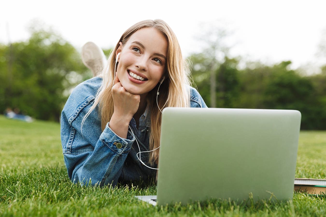 7 незаметных привычек, которые могут испортить твоё зрение