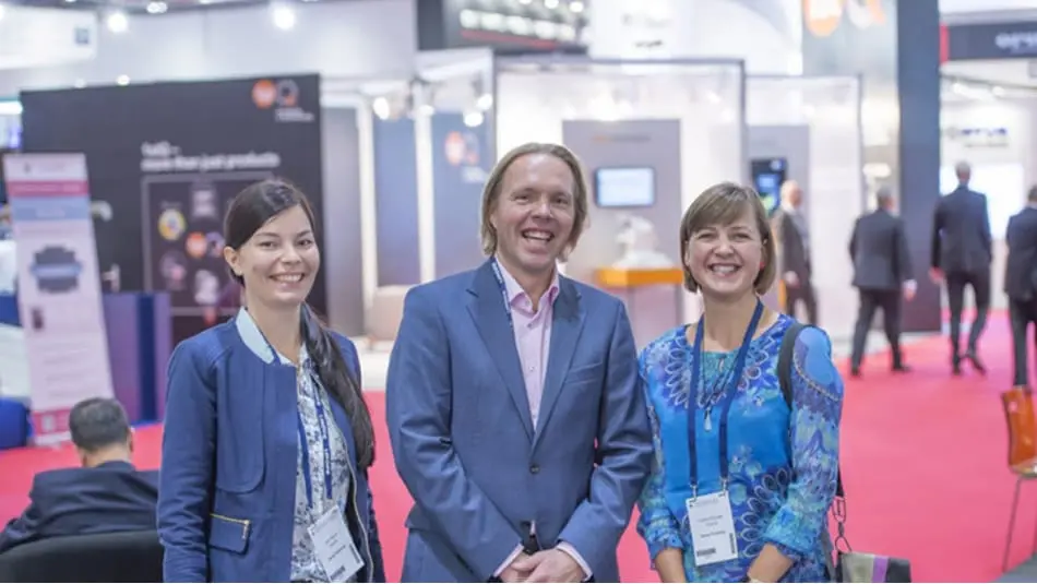 3 Lessons from London: Building Trust in Eye Care
