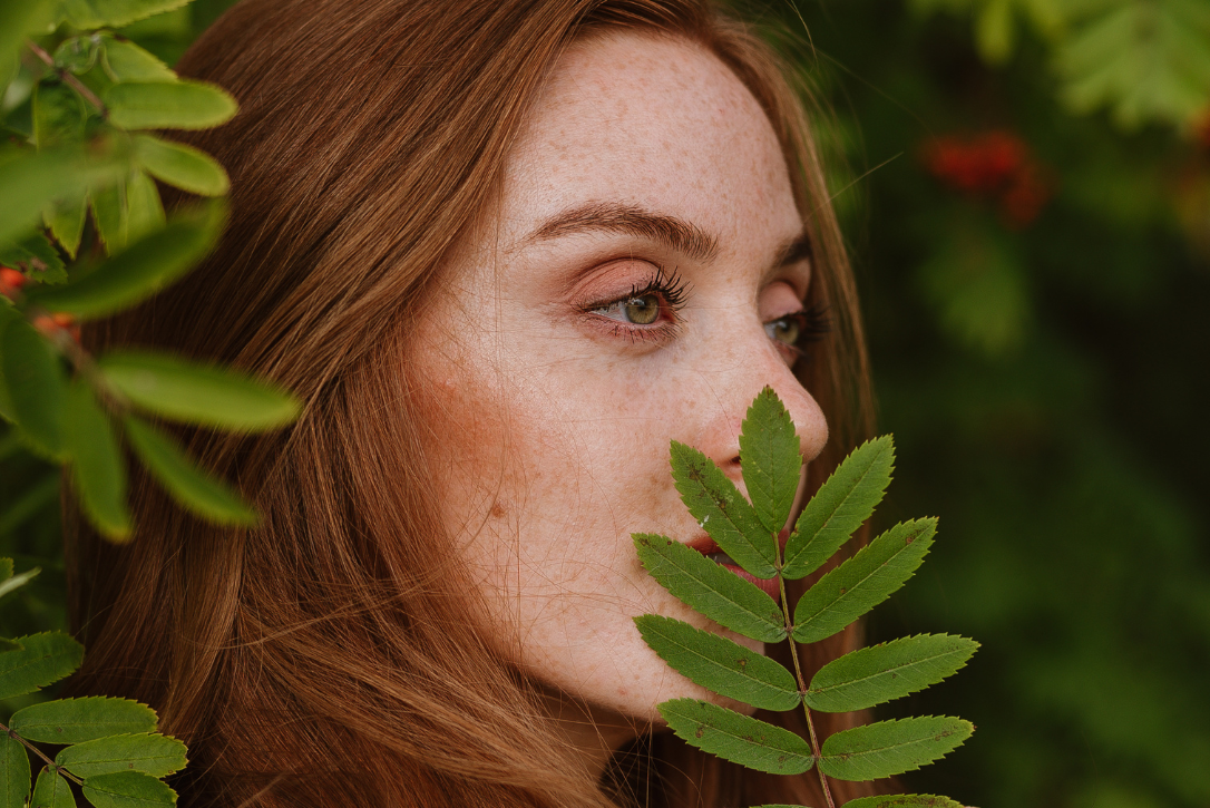 Silmatervis sügisel, naine, silmad.